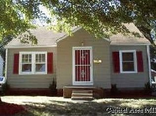 2437 S 11th St, Springfield, IL 62703