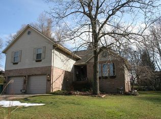 166 Hidden Valley Dr, Scott Depot, WV 25560