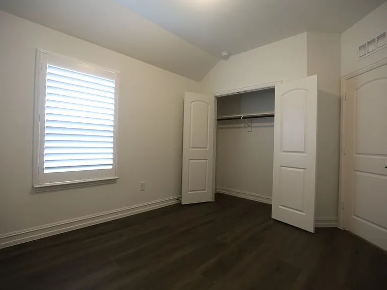 3412 Marginal Dr — Photo 35