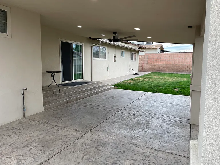 3407 Redlands Dr — Photo 18