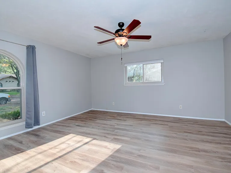 3201 Christie Cir — Photo 16