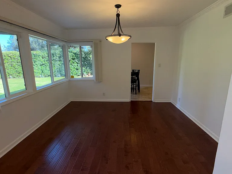 1385 Greenmont Dr — Photo 20