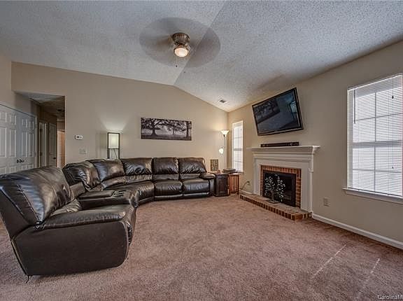 4th image of 3214 Harris Mill Ln