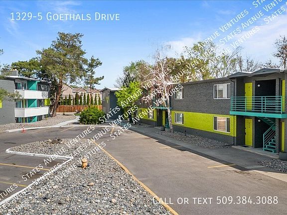 2nd image of 1329-5 Goethals Dr
