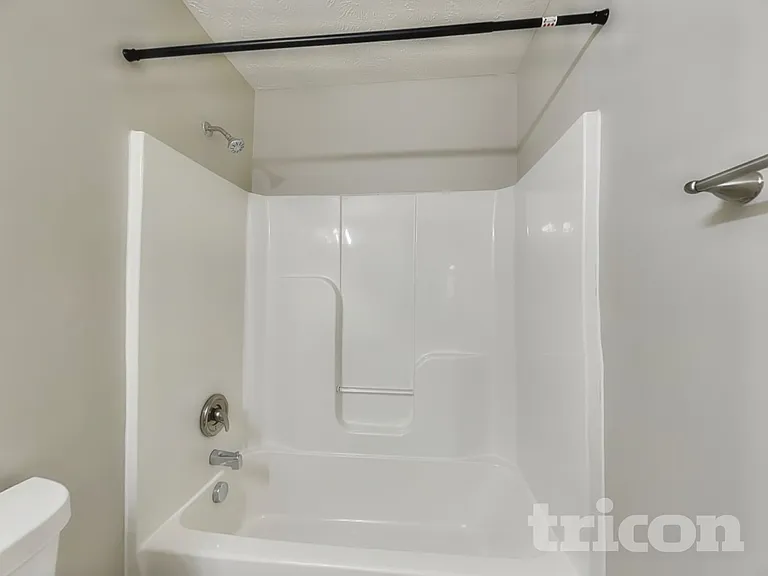 125 Ivy Hill Ln — Photo 15