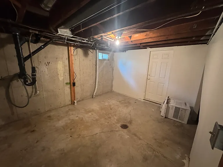 1002 W Mill Ave — Photo 10