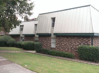 1520 Milner Cres, Birmingham, AL 35205