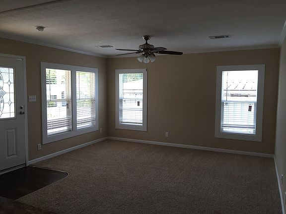 3rd image of 3243 Bending Oak Dr