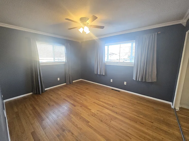 1718 Shenandoah Dr — Photo 7