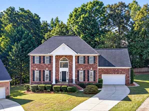 2502 Sandy Ridge Ln, Matthews, NC 28105