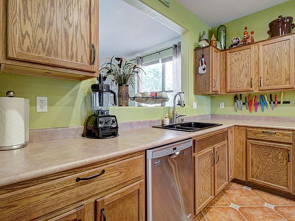 5th image of 15482 W Glenrosa Ave