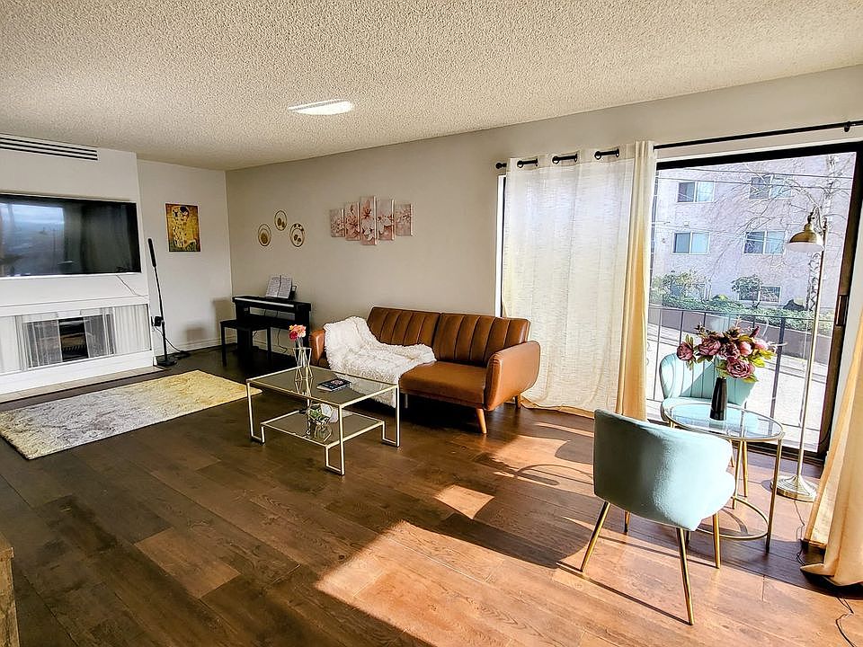 1st image of 1001 Queen Anne Ave N #201