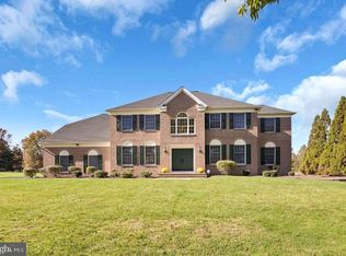 11 Zaitz Farm Rd, West Windsor, NJ 08550