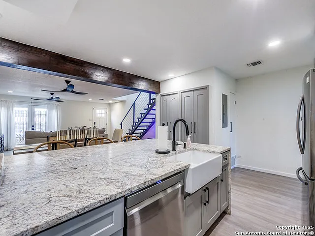 166 Elizabeth Rd #C — Photo 12