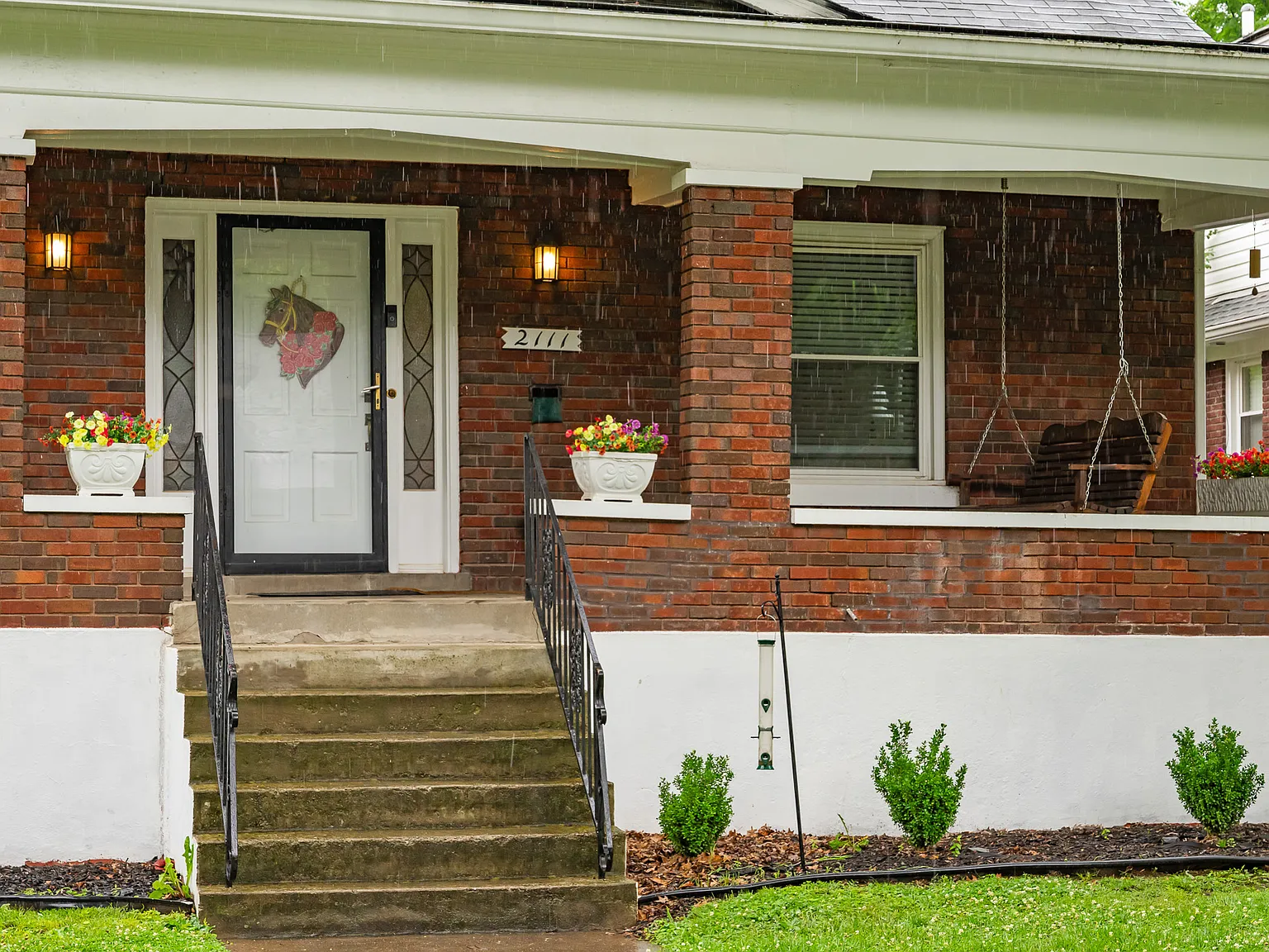6 bed, 3723 sqft, $3,900 — Photo 3
