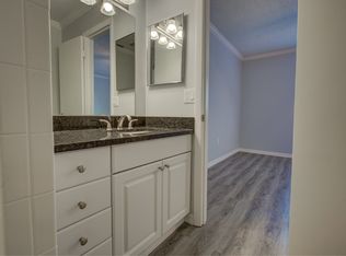 Pinecrest Arms, Sarasota, FL 34232