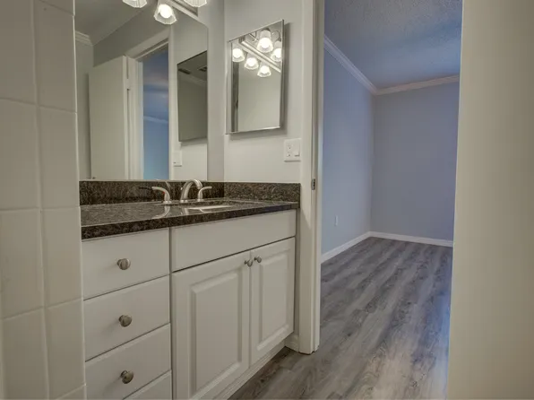 Pinecrest Arms, 3400 Beneva Rd #P-224, Sarasota, FL 34232