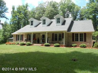 144 Rock Rd SE, Floyd, VA 24091