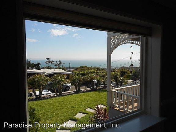 4th image of 320 Mariposa Dr