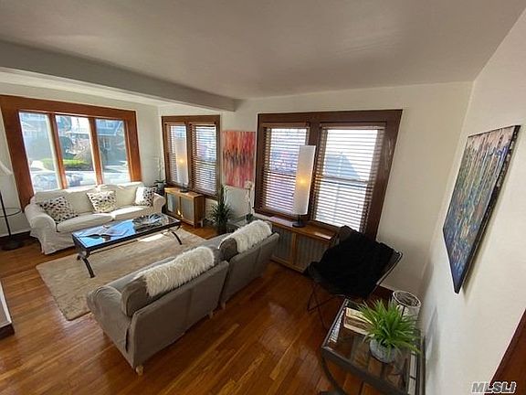 3rd image of 723 Bard Ave #723