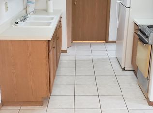 1723 La Crescent St APT 100, La Crosse, WI 54603