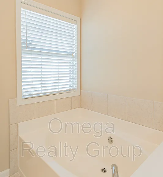 521 McGregor Ct — Photo 27