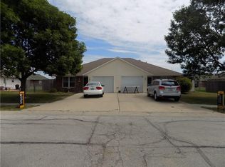 1418 Blue Branch Dr, Grain Valley, MO 64029