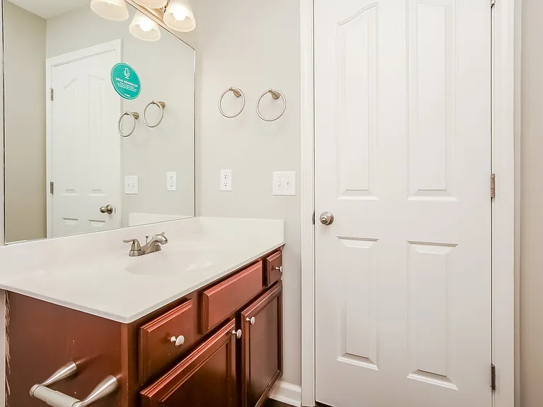 8632 Lawson Dr — Photo 14