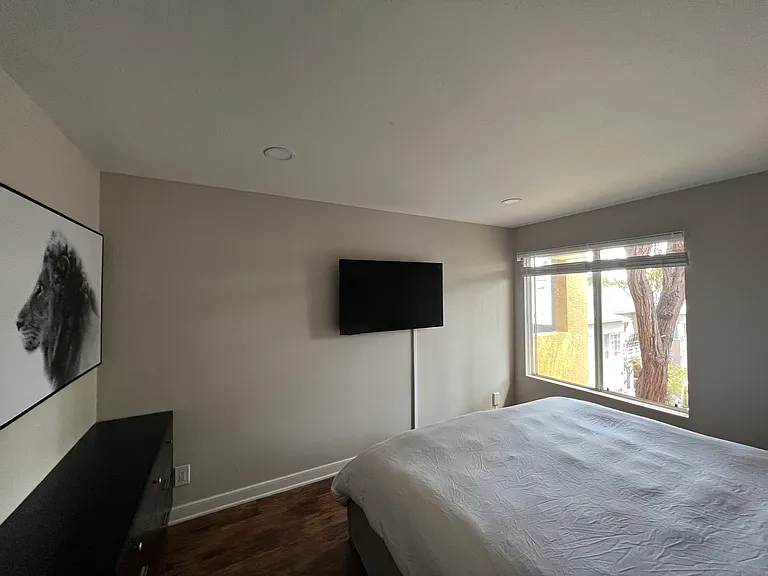 1265 N Crescent Heights Blvd #311 — Photo 8