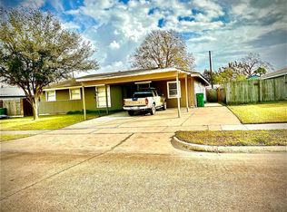 2704 Lancaster Ln, Pasadena, TX 77506
