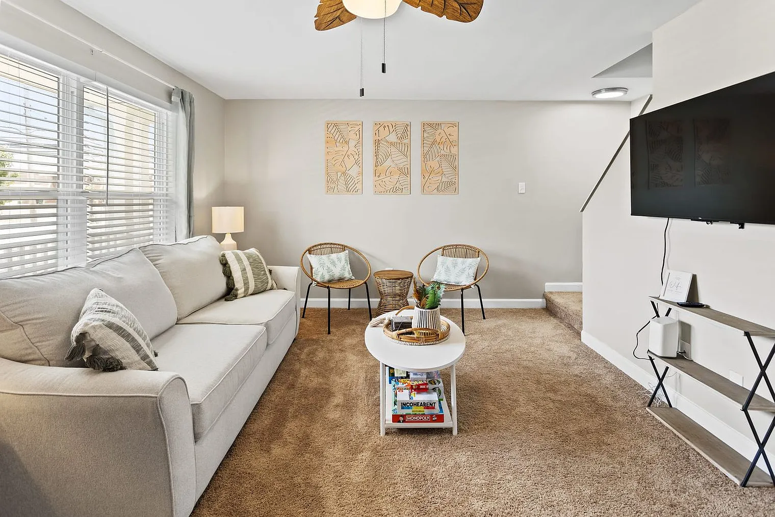 3 bed, 2.0 bath, 1496 sqft, $4,341 — Photo 2