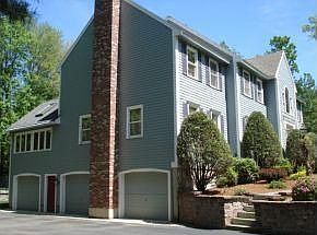 2nd image of 8 Canterbury Rd