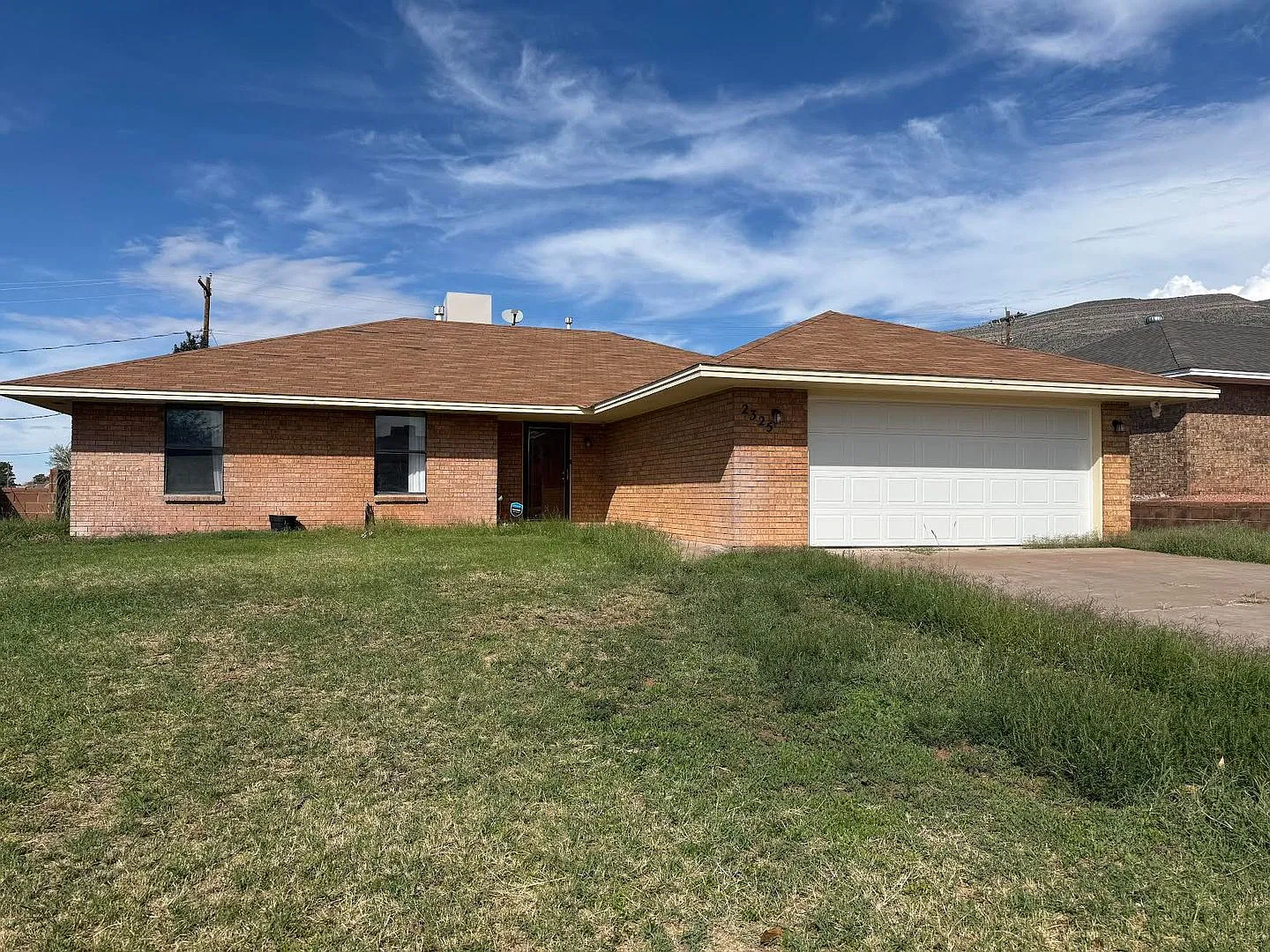 2325 Camino Del Rey — Photo 1