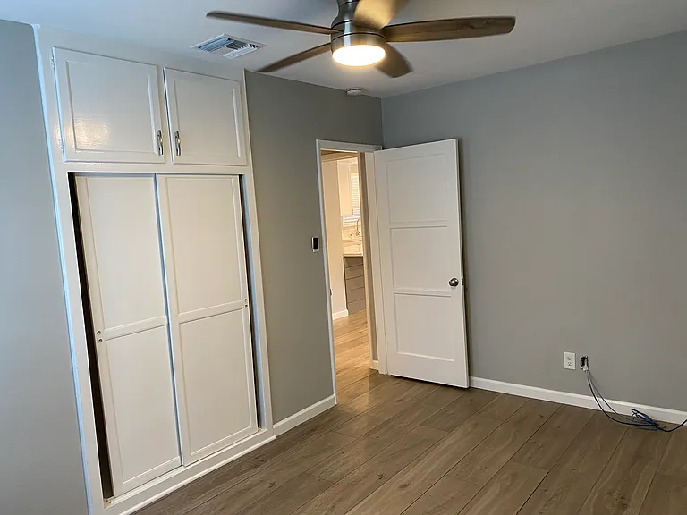 5822 Indiana Ave — Photo 7