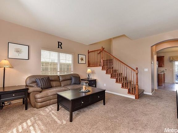 4th image of 1530 Loon Lake St