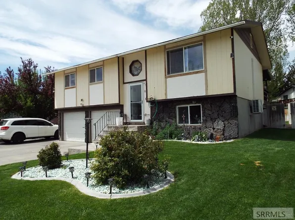 847 Chantilly Ln, Idaho Falls, ID 83402