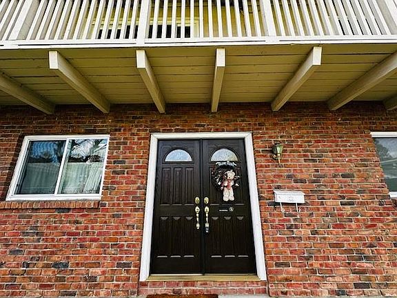 4th image of 2209 Glenkirk Dr