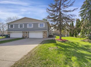 9458 Able St NE, Blaine, MN 55434