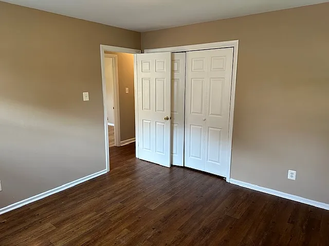 208 Kenmark Rd — Photo 9