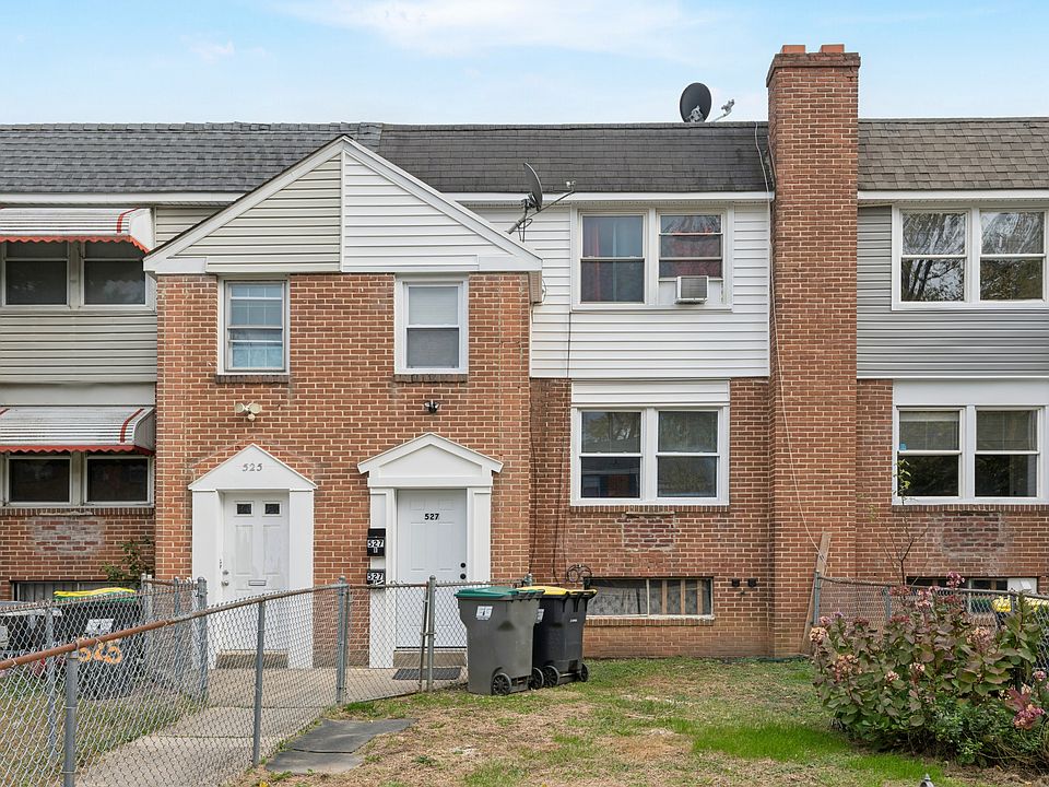 1st image of 527 Homestead Rd APT B
