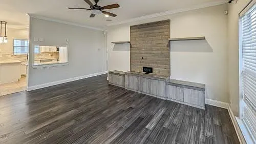 2735 Village Ct — Photo 15