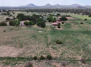 90 Arroyo Coyote Rd, Santa Fe, NM 87508