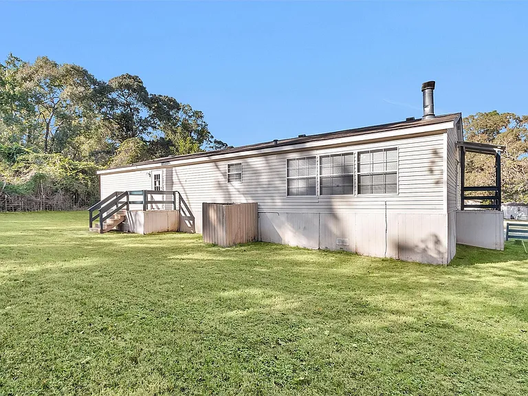 11261 Rose Rd — Photo 30