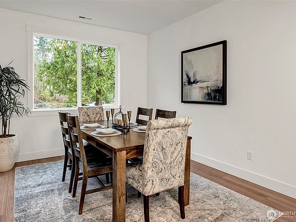 5th image of 10668 SE 170th Place