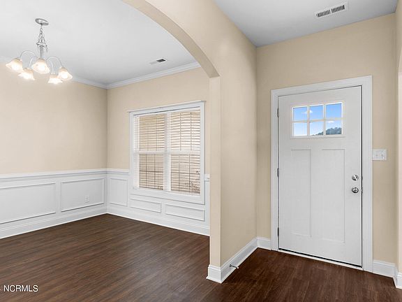5th image of 141 Oyster Landing Drive