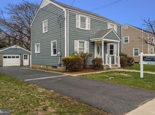 210 Kuser Rd, Hamilton, NJ 08619