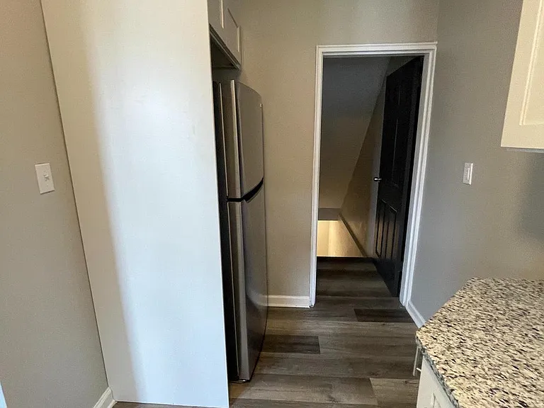 332 Endsleigh Ave — Photo 6