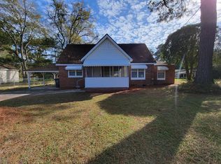 810 Adel Rd, Nashville, GA 31639