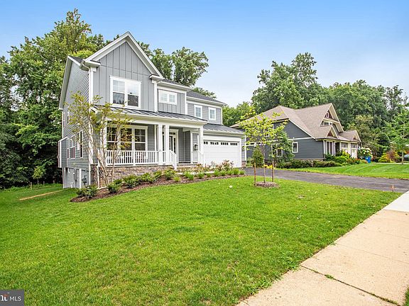 5th image of 9214 Dellwood Dr
