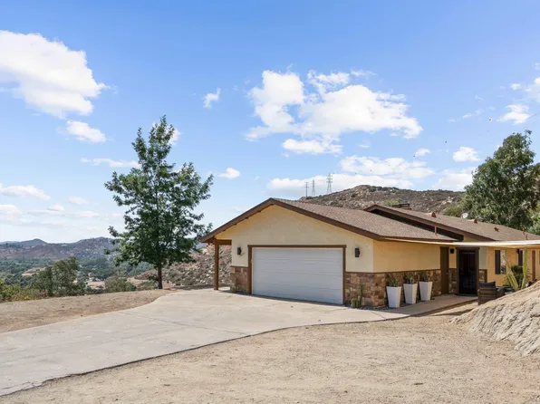 13676 Willow Rd, Lakeside, CA 92040